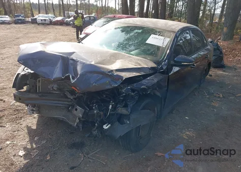 2012 Volkswagen Passat 2.5L S z USA, uszkodzony, nr VIN 1VWAP7A39CC072073